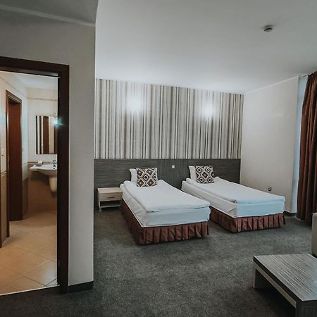 Hotel Noris Plovdiv Exterior photo