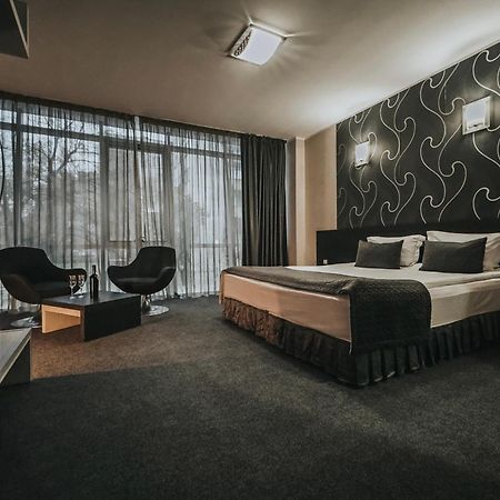 Hotel Noris Plovdiv Exterior photo