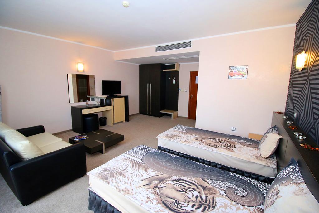 Hotel Noris Plovdiv Room photo