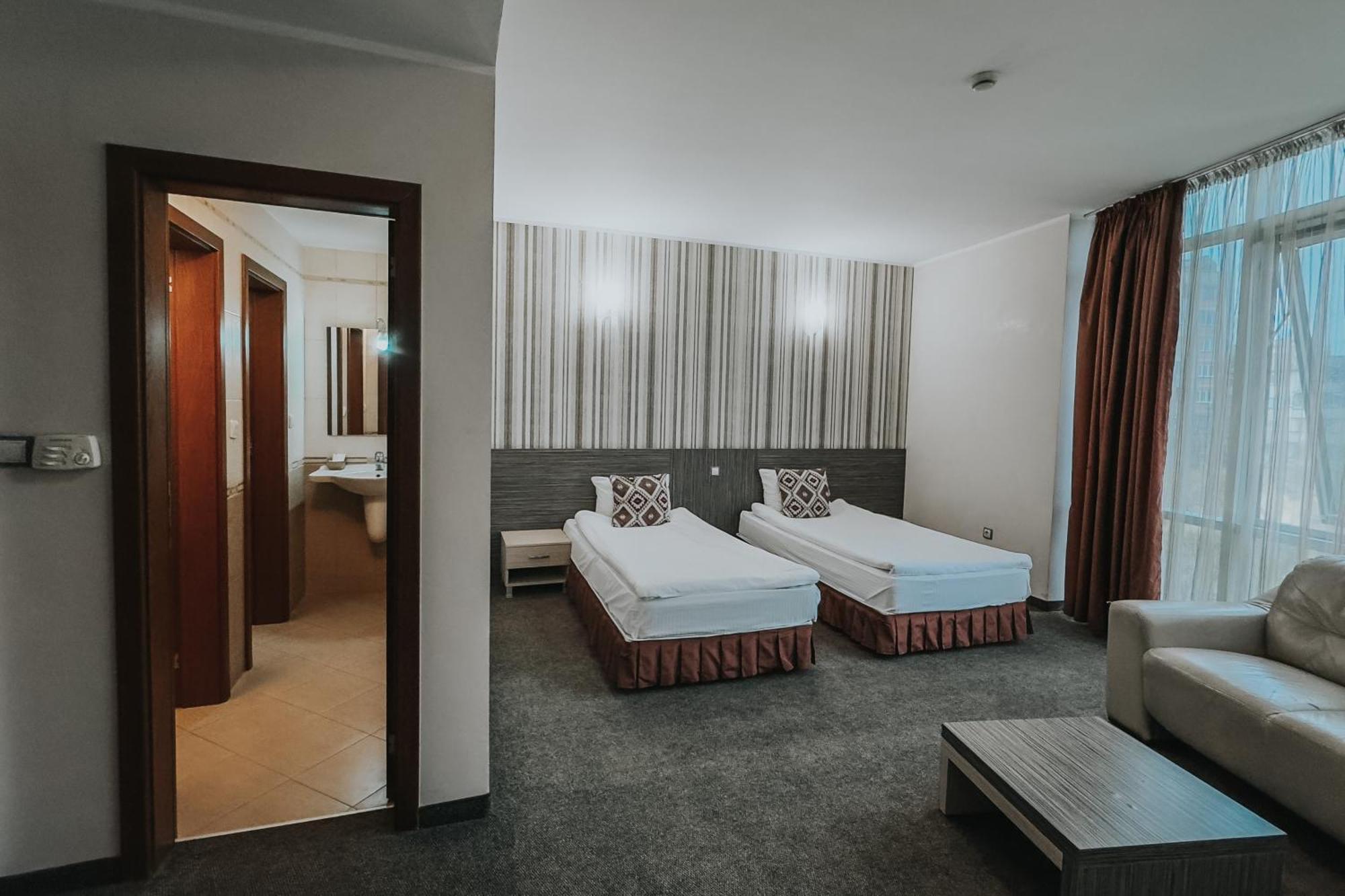 Hotel Noris Plovdiv Exterior photo