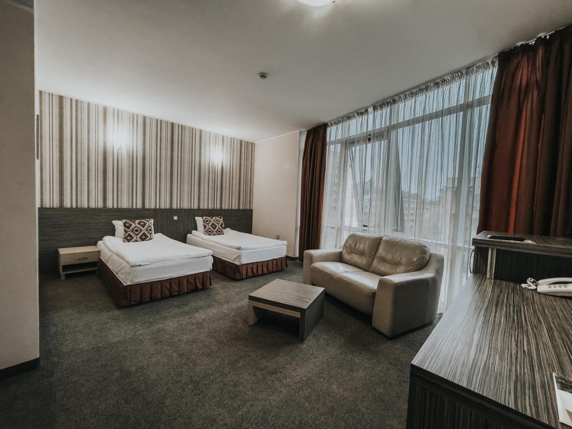 Hotel Noris Plovdiv Exterior photo